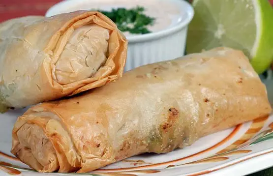 Rollitos de primavera en freidora de aire o airfryer